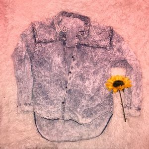 Over-sized *Vintage* 80’s denim shirt
